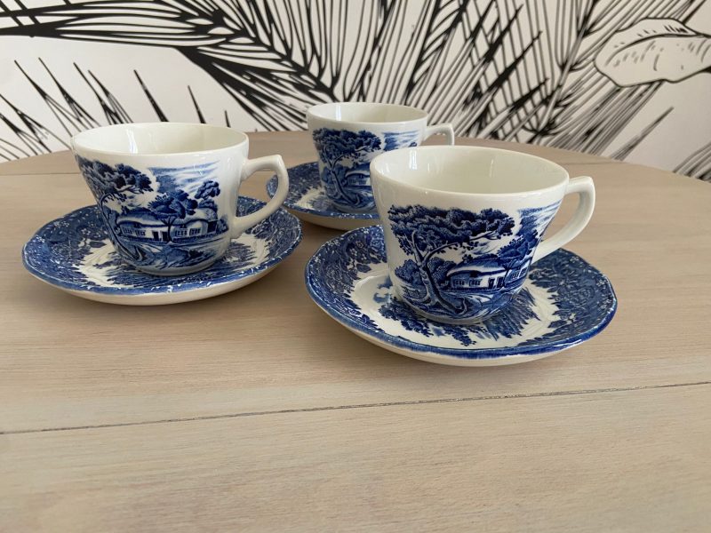Tasses à thé anglaises