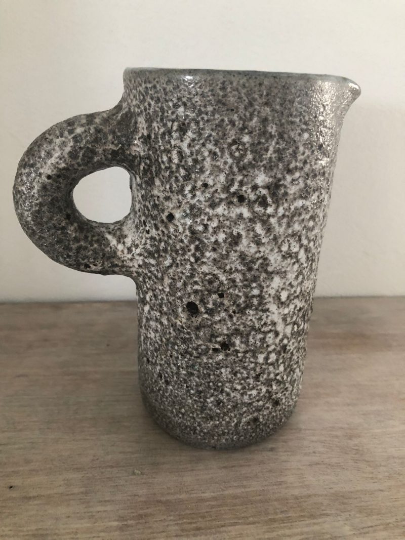 Pichet en grès gris – Image 2